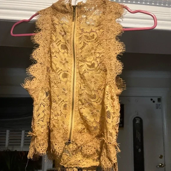 Zara Embroidered Rope Top - Picture 4 of 6